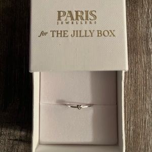 Paris Jewellers ring size 7